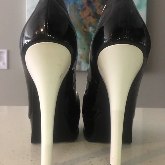 Fendi - Picture 3 of 7